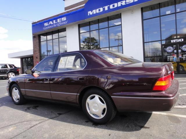 1998 Lexus LS 400 Base