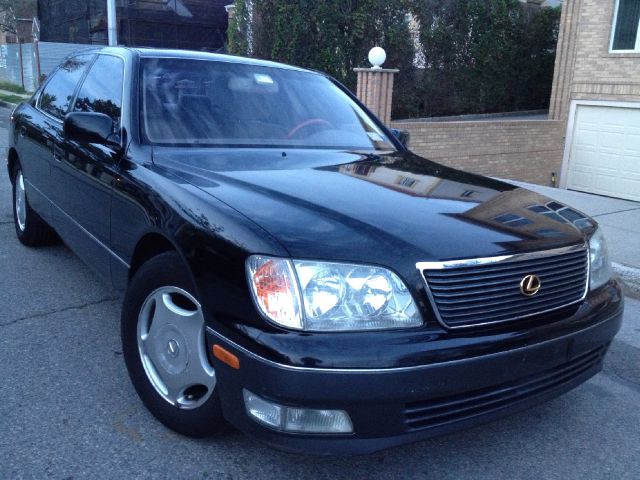 1998 Lexus LS 400 Base