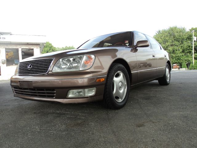 1999 Lexus LS 400 Base