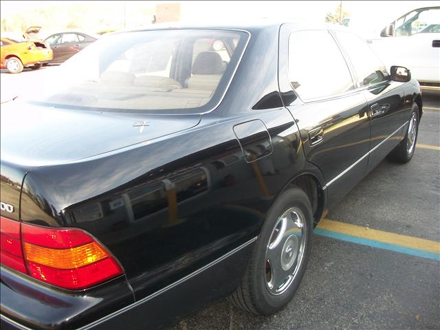 1999 Lexus LS 400 Premium