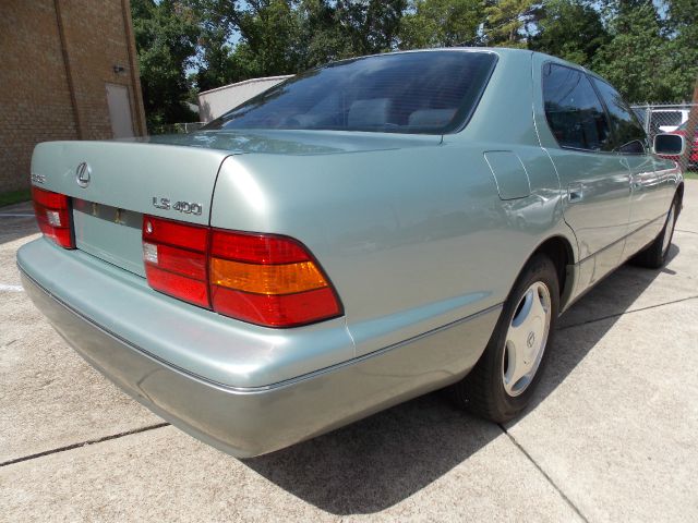 1999 Lexus LS 400 Base