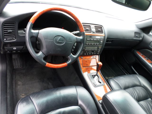 1999 Lexus LS 400 Base