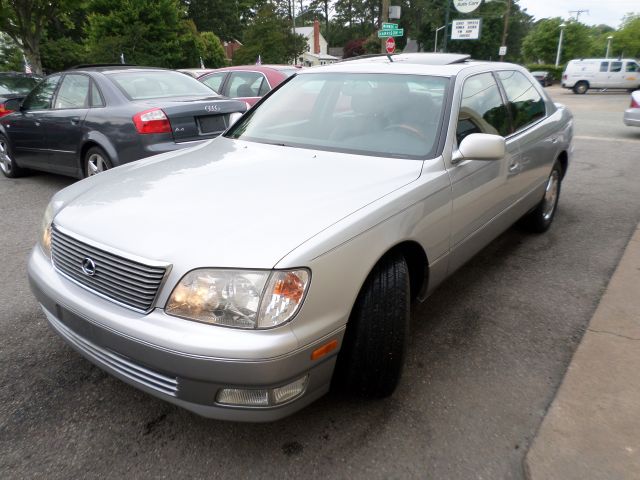 1999 Lexus LS 400 Base