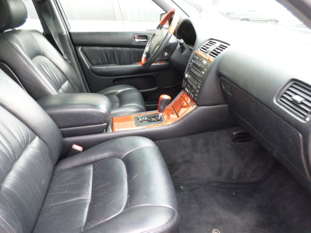 1999 Lexus LS 400 Base