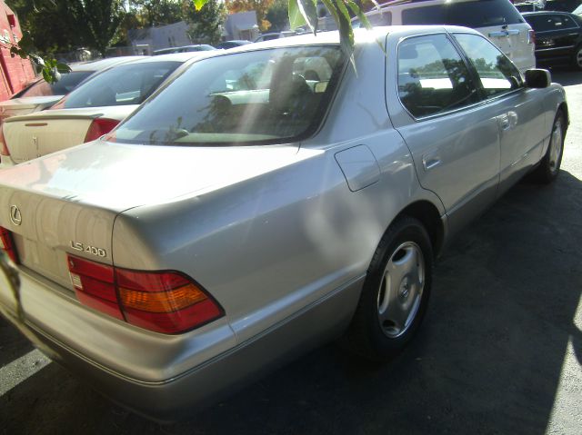 1999 Lexus LS 400 Base