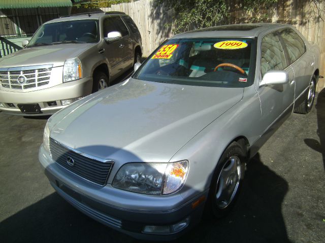 1999 Lexus LS 400 Base