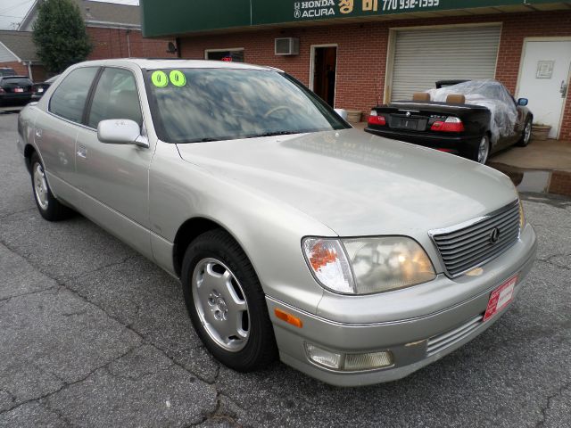 2000 Lexus LS 400 Base