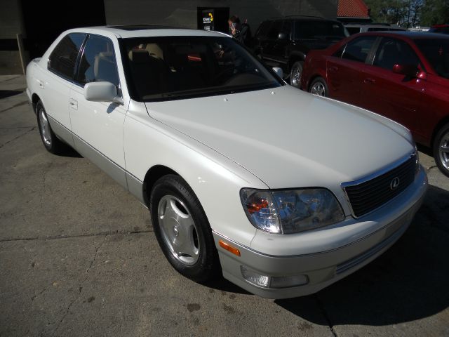 2000 Lexus LS 400 Base