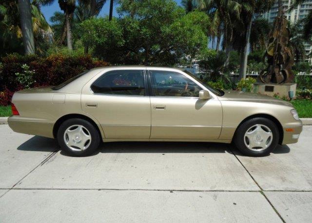 2000 Lexus LS 400 Unknown