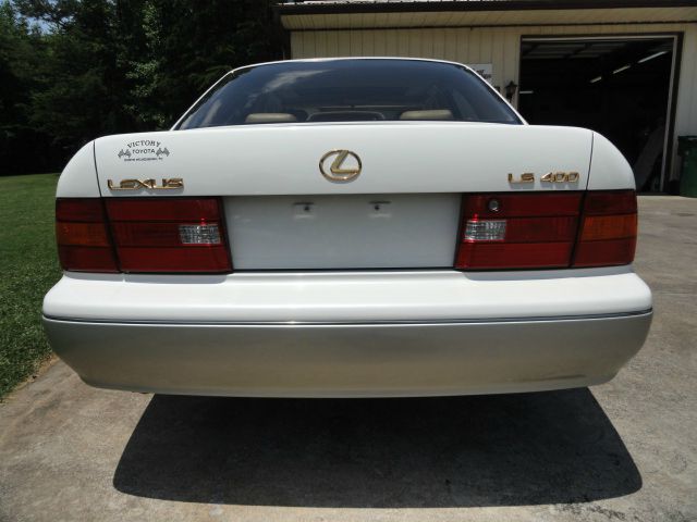 2000 Lexus LS 400 Unknown