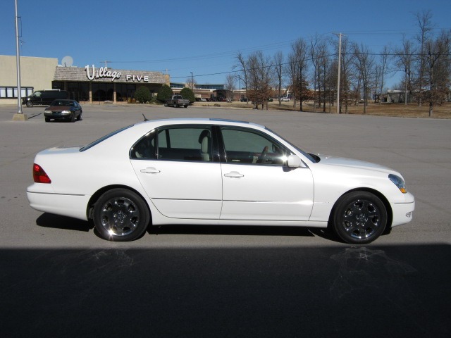 2001 Lexus LS 430 3.5tl W/tech Pkg