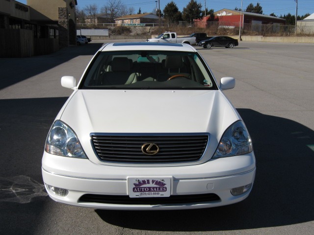 2001 Lexus LS 430 3.5tl W/tech Pkg