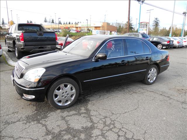 2001 Lexus LS 430 Base