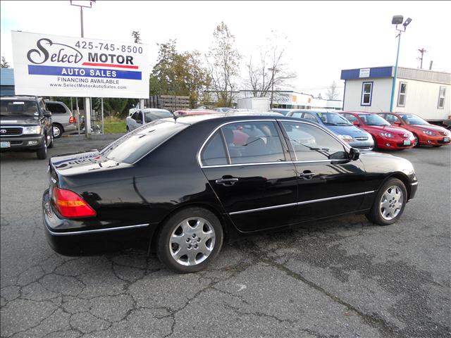 2001 Lexus LS 430 Base