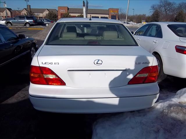 2002 Lexus LS 430 Base