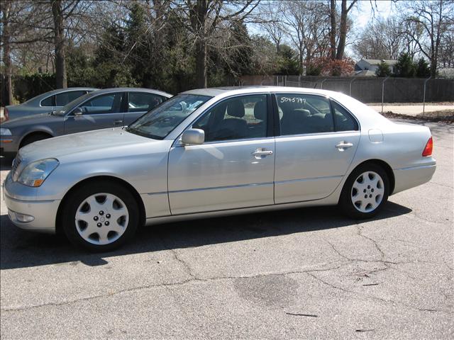 2003 Lexus LS 430 Base