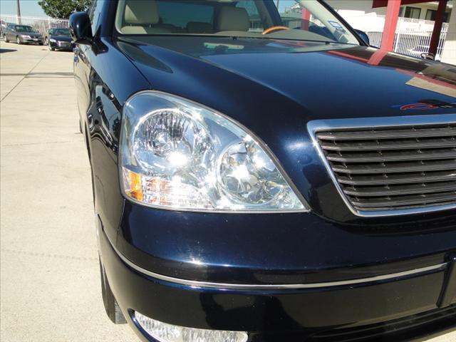 2003 Lexus LS 430 Base