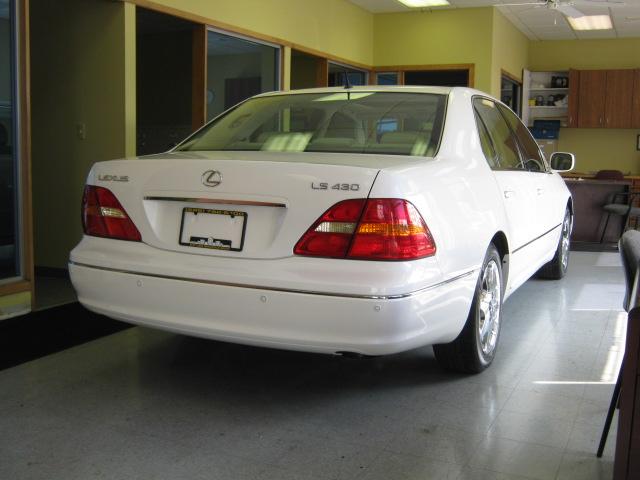 2003 Lexus LS 430 SE Sedan