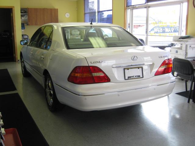 2003 Lexus LS 430 SE Sedan