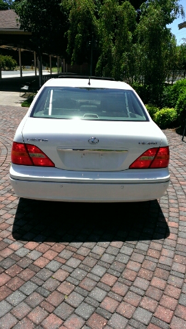 2003 Lexus LS 430 Base