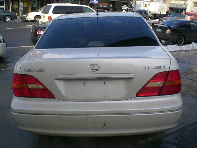 2003 Lexus LS 430 Base