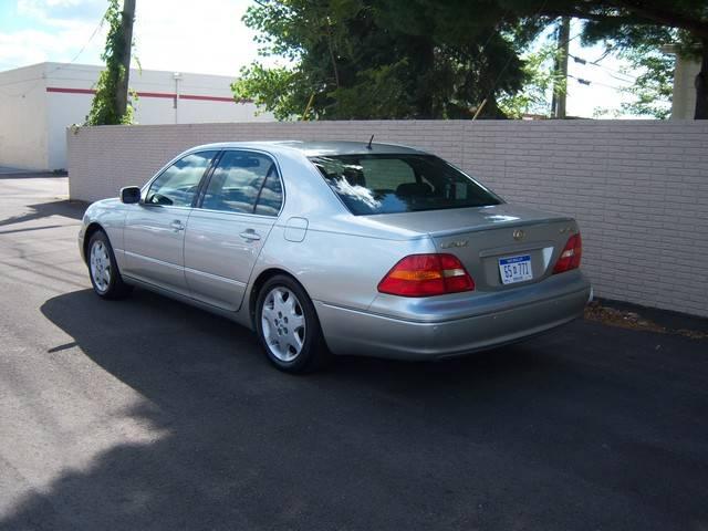 2003 Lexus LS 430 Base