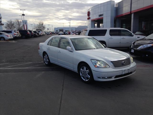 2004 Lexus LS 430 Sedan 4D LE (4 Cyl)