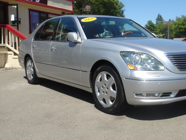 2004 Lexus LS 430 3.5tl W/tech Pkg