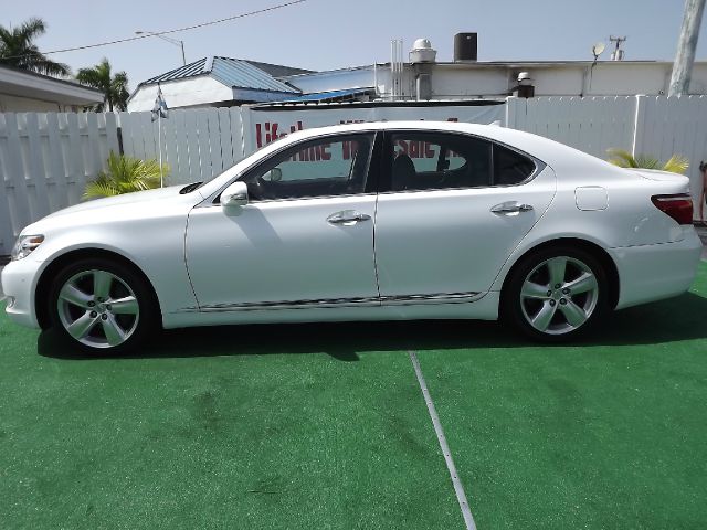 2010 Lexus LS 460 5DR 4WD CREW CA