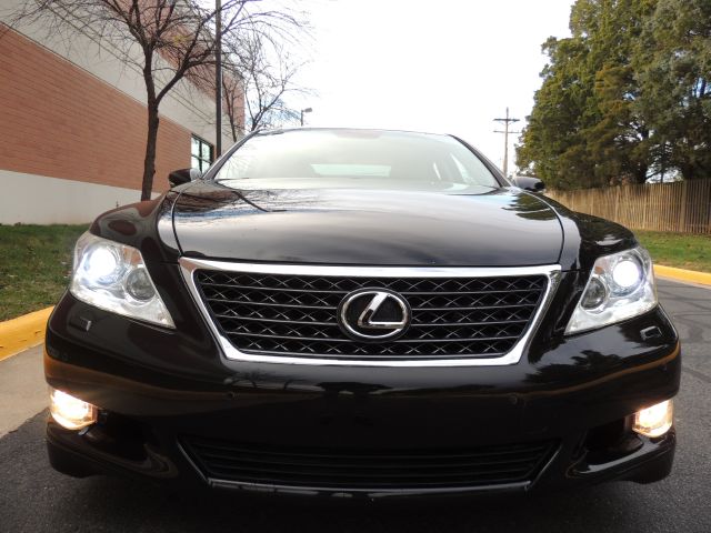 2010 Lexus LS 460 5DR 4WD CREW CA