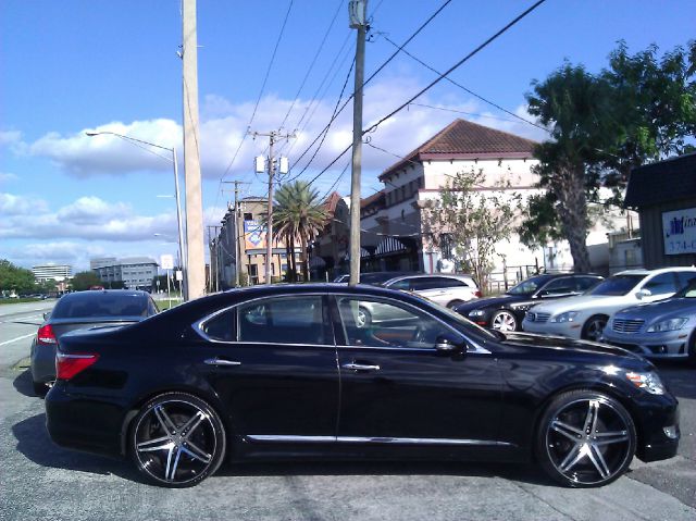 2011 Lexus LS 460 5DR 4WD CREW CA