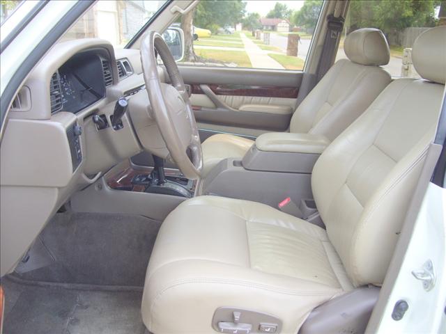 1996 Lexus LX 450 Unknown