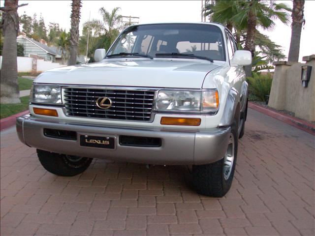 1996 Lexus LX 450 3.0 R