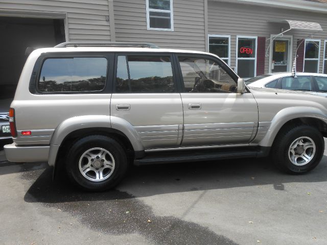 1997 Lexus LX 450 Base