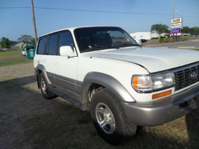 1997 Lexus LX 450 Base