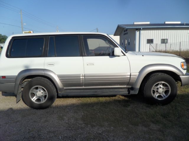 1997 Lexus LX 450 Base