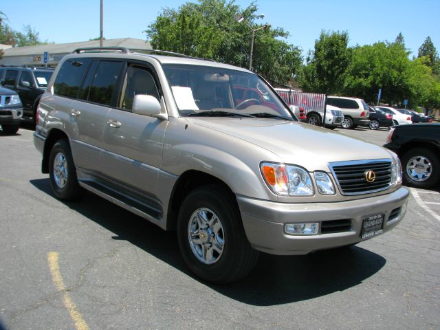 1999 Lexus LX 470 Unknown