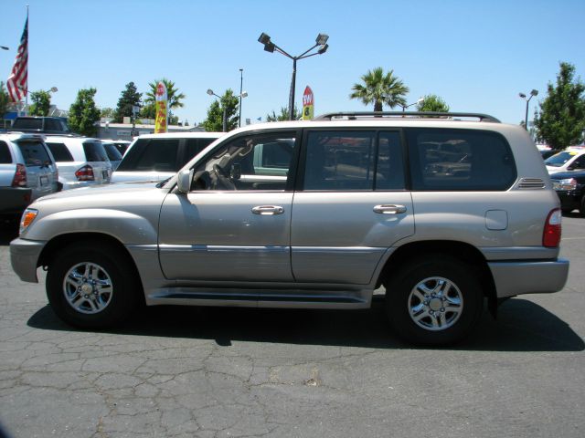 1999 Lexus LX 470 Unknown