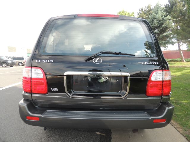 1999 Lexus LX 470 Base