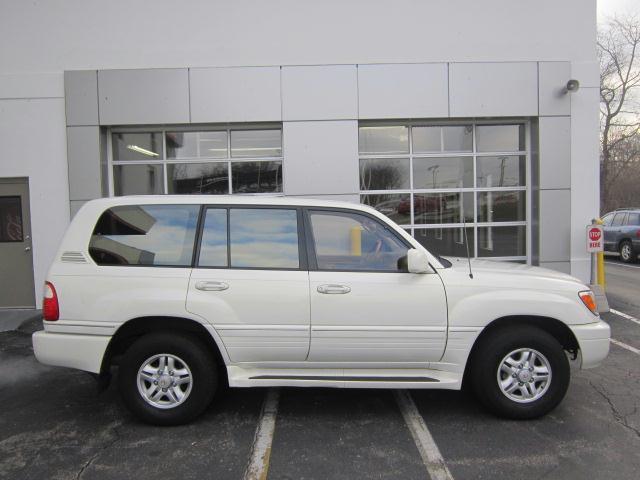 2000 Lexus LX 470 Unknown