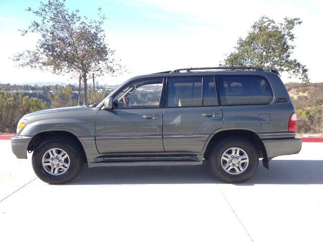 2001 Lexus LX 470 46k/leather/loaded