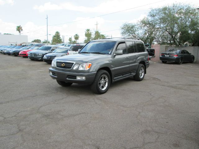 2001 Lexus LX 470 Ram 3500 Diesel 2-WD