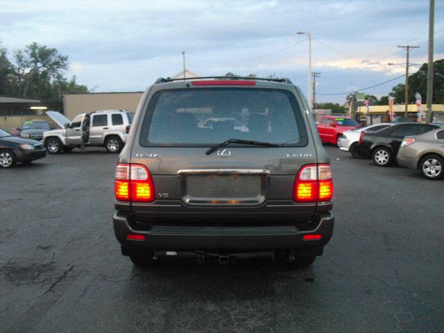 2002 Lexus LX 470 Scion XB