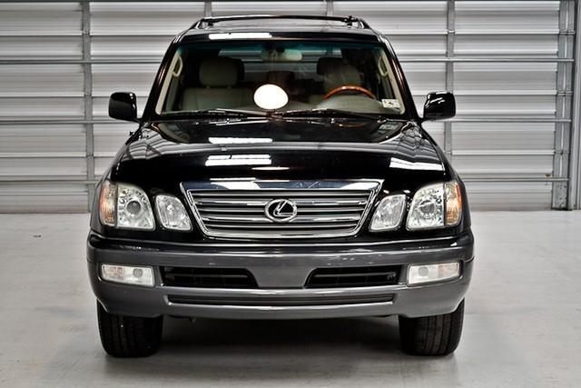 2004 Lexus LX 470 Unknown