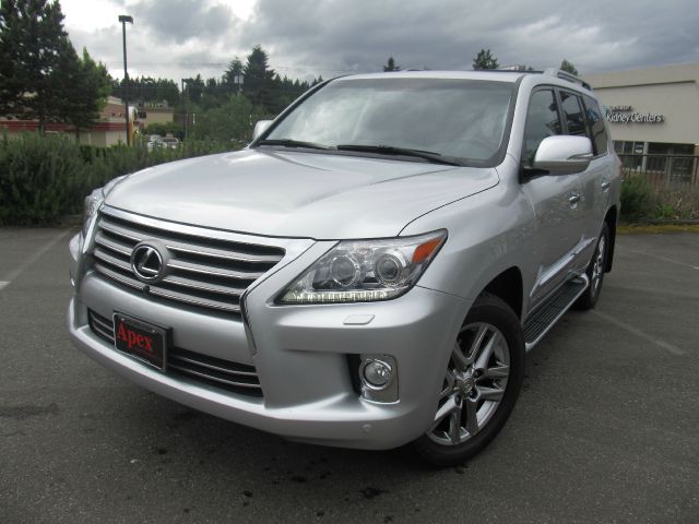 2013 Lexus LX 570 Scion XB