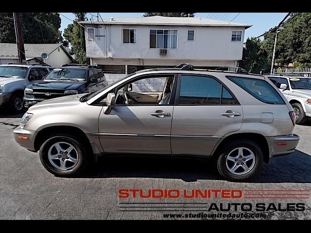 1999 Lexus RX 300 2