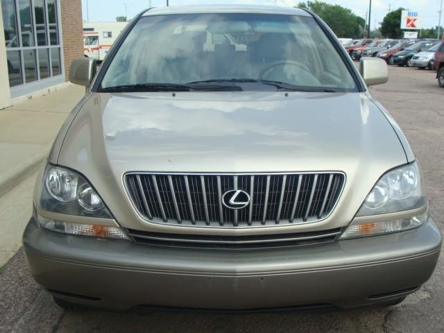 1999 Lexus RX 300 V25