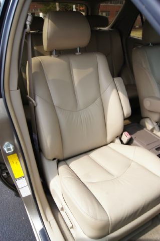 2000 Lexus RX 300 EX - DUAL Power Doors