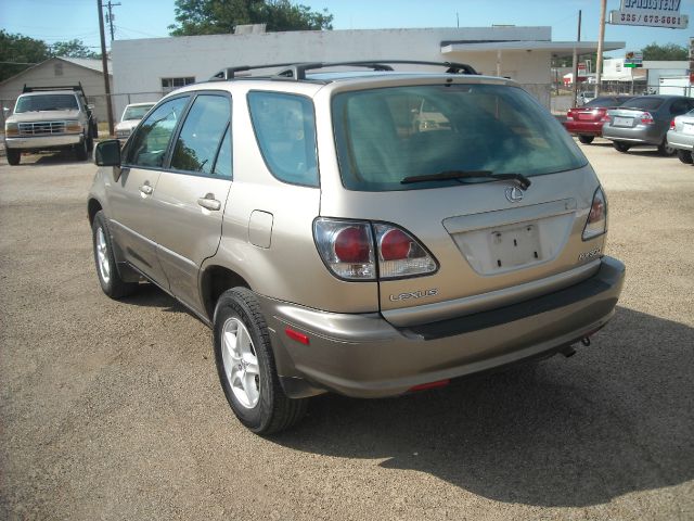 2001 Lexus RX 300 Ram 3500 Diesel 2-WD