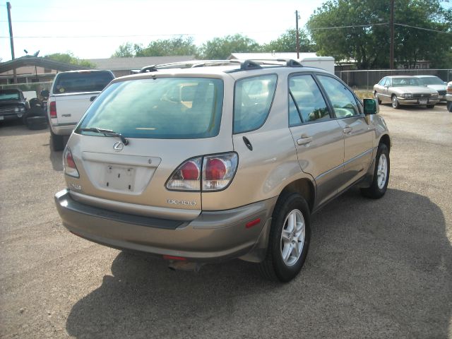 2001 Lexus RX 300 Ram 3500 Diesel 2-WD